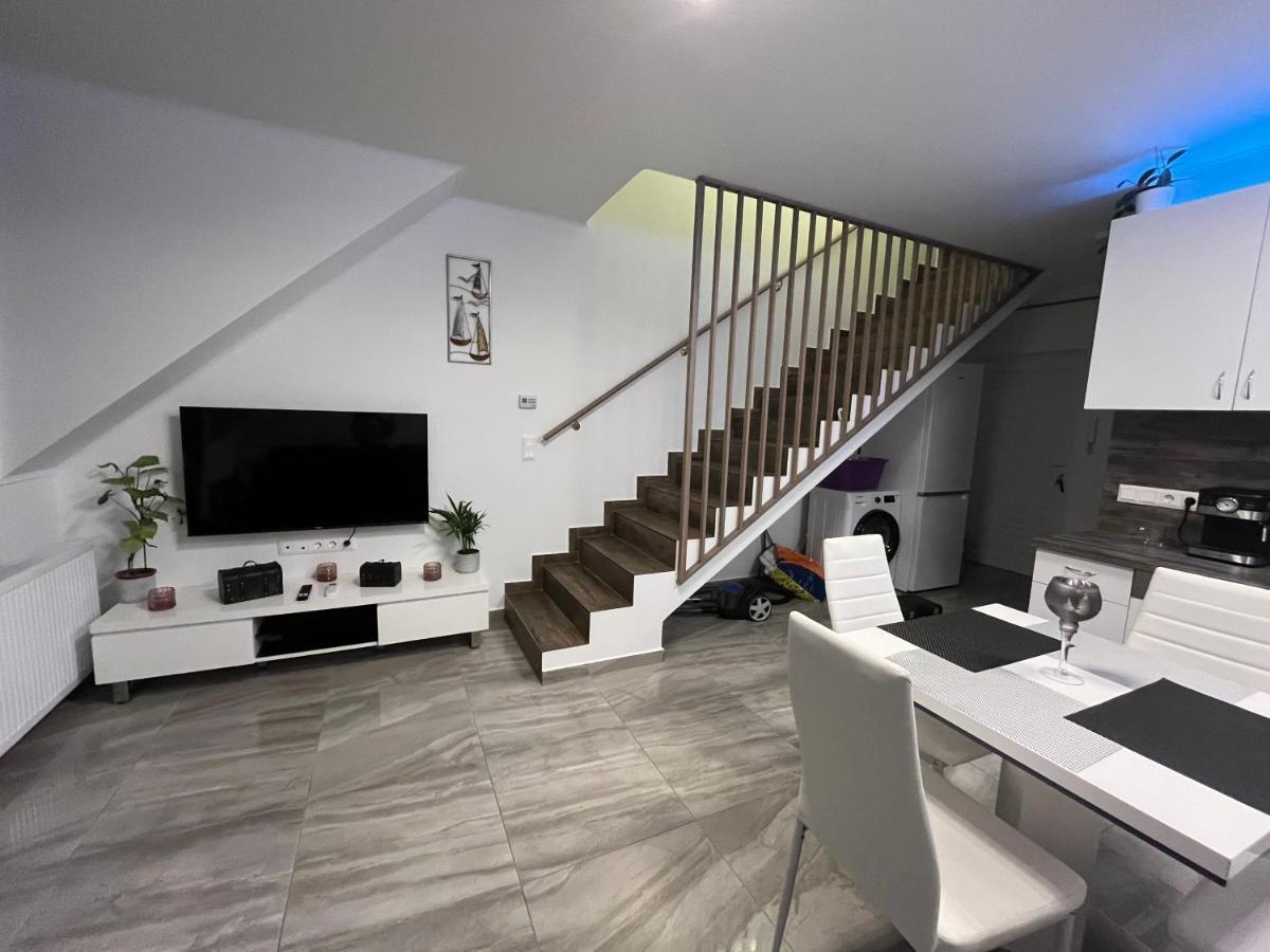 Ciao Lilla Apartman Keszthely Extérieur photo