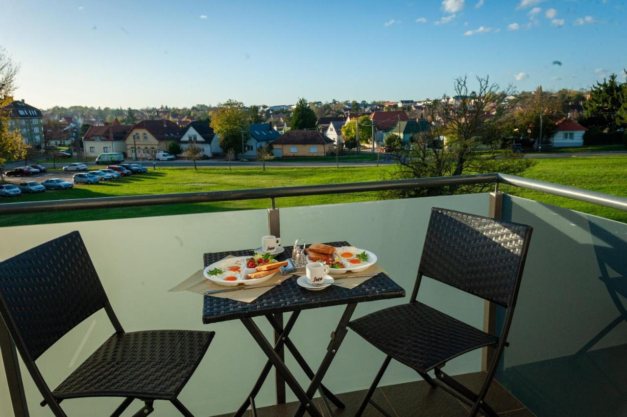 Ciao Lilla Apartman Keszthely Extérieur photo
